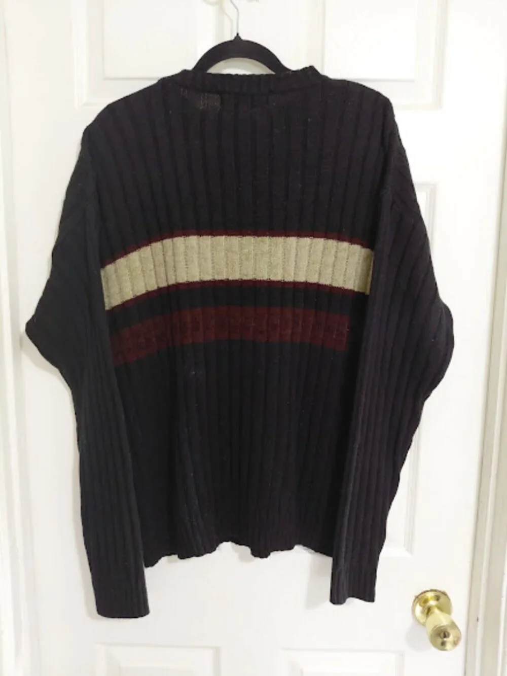 Vintage 90's Y2K UNTIED Men's Black Cream Burgundy Colorway Ribbed Knit Sweater